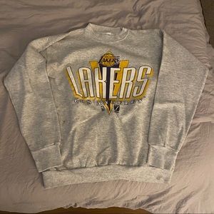 Lakers vintage crew neck sweatshirt size L